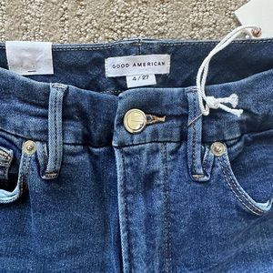 Good American Medium-Dark Blue Ankle Cropped Jeans EUC - Only Worn Twice